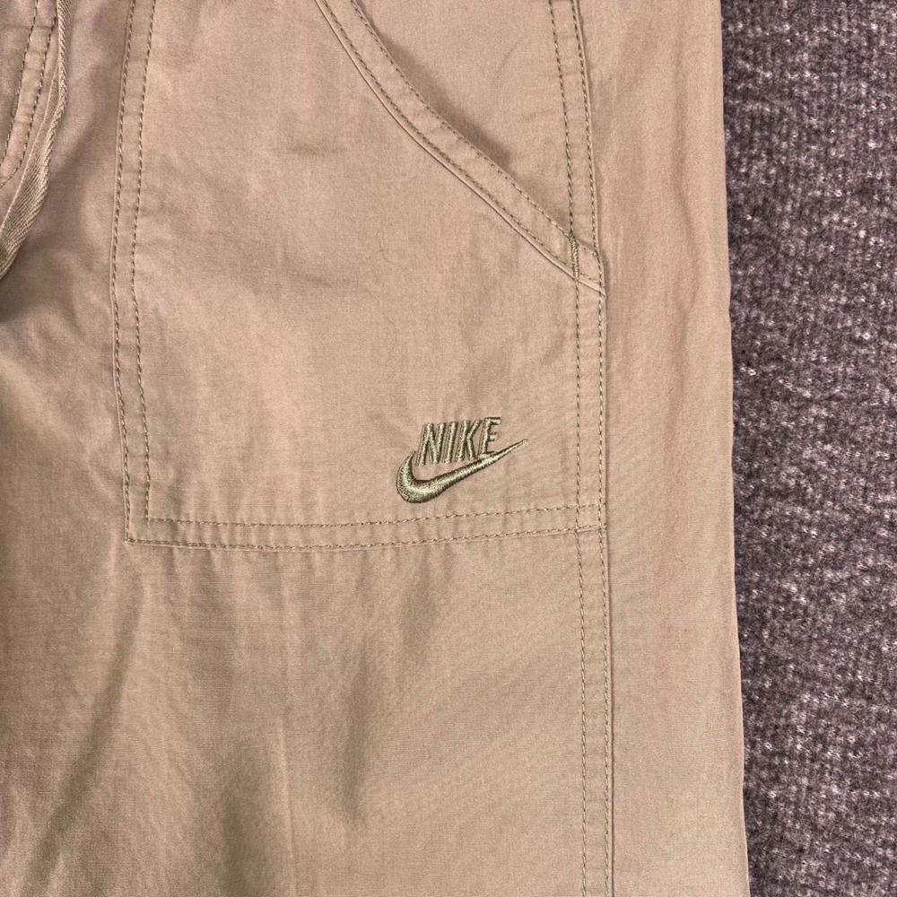 Nike Sportswear Womens Small Beige Khaki‎ Drawstring Golf Casual Chino Shorts - Picture 6 of 9